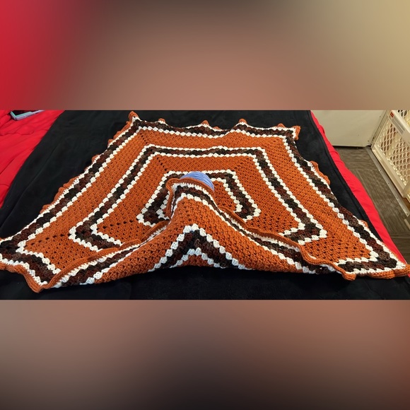 Crocheted Pentagon Blanket/Baby Swaddle ♥️ - Picture 4 of 10